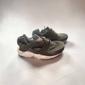 Nike Olive Green Huarache